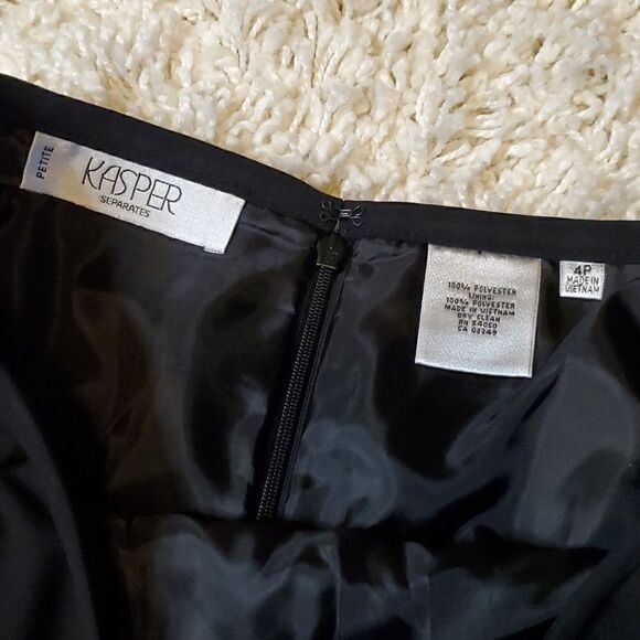 KASPER SEPARATES Pleated Suit Skirt - Picture 2 of 5